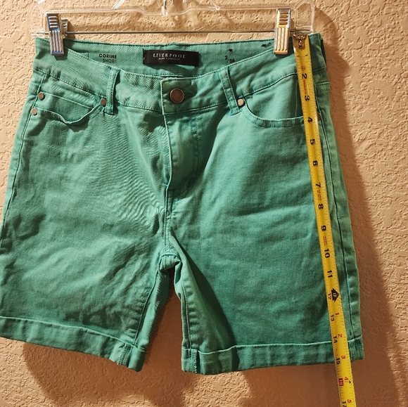 Liverpool light green shorts, size 2 - Picture 2 of 11
